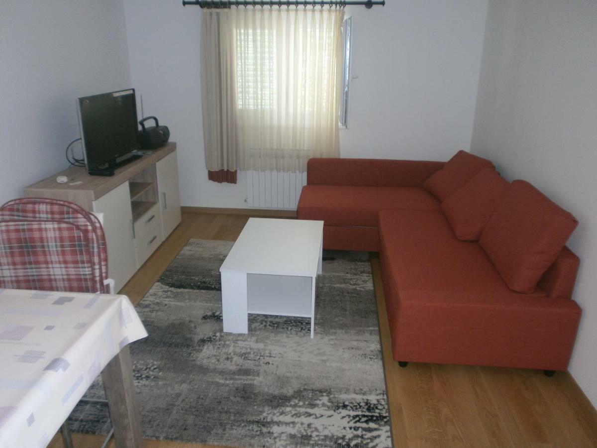 Apartments Ljubica Biograd Na Moru Exterior photo